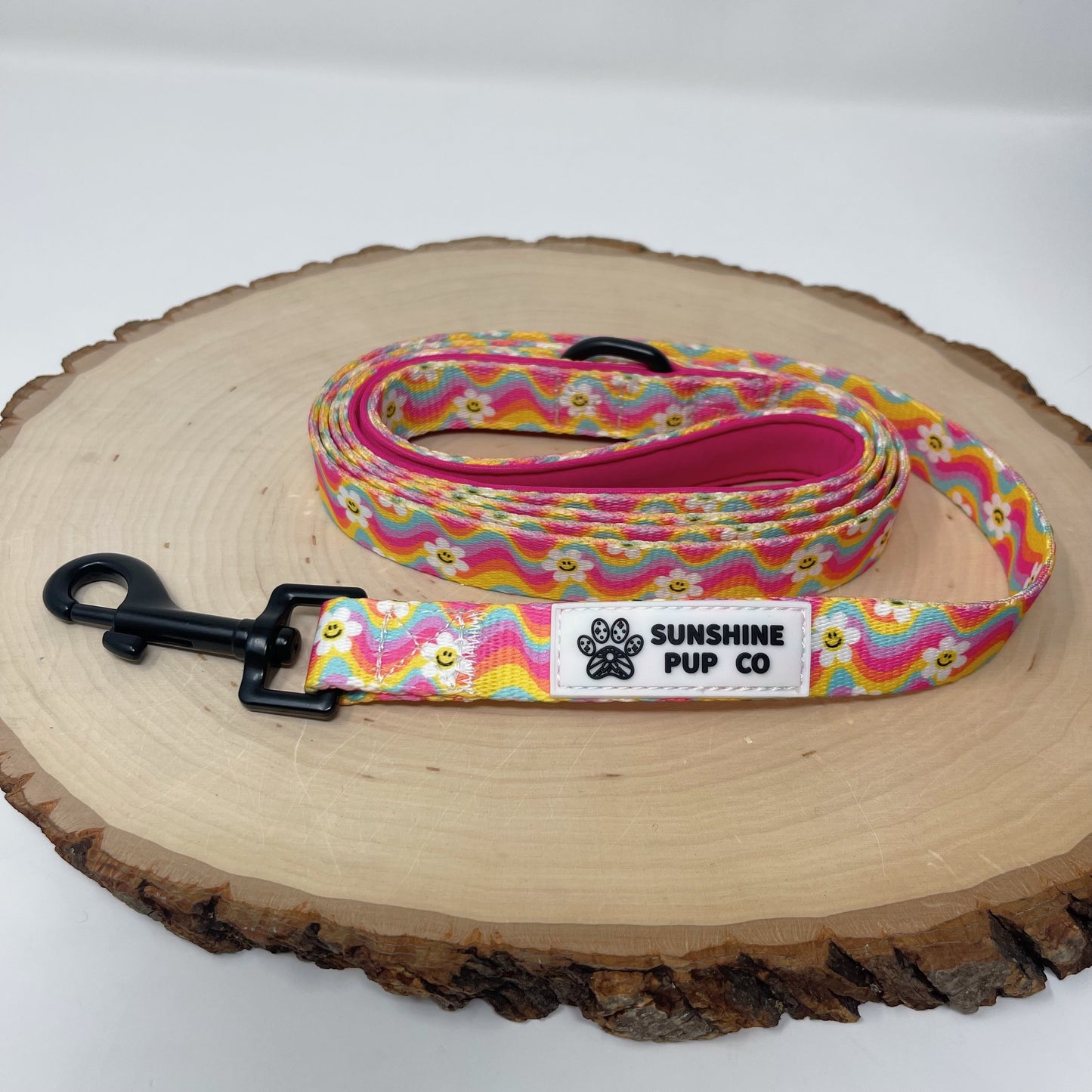 Groovy Daisy Leash